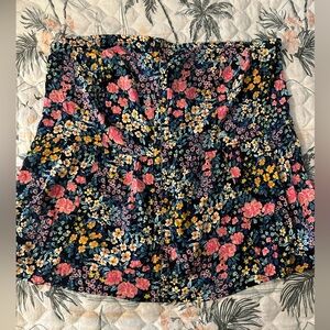 Torrid Strapless Top NWT